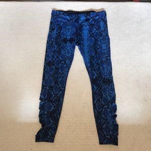 Lululemon Speed snake pants 10